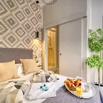 Champs Elysees, Amazing Apartment